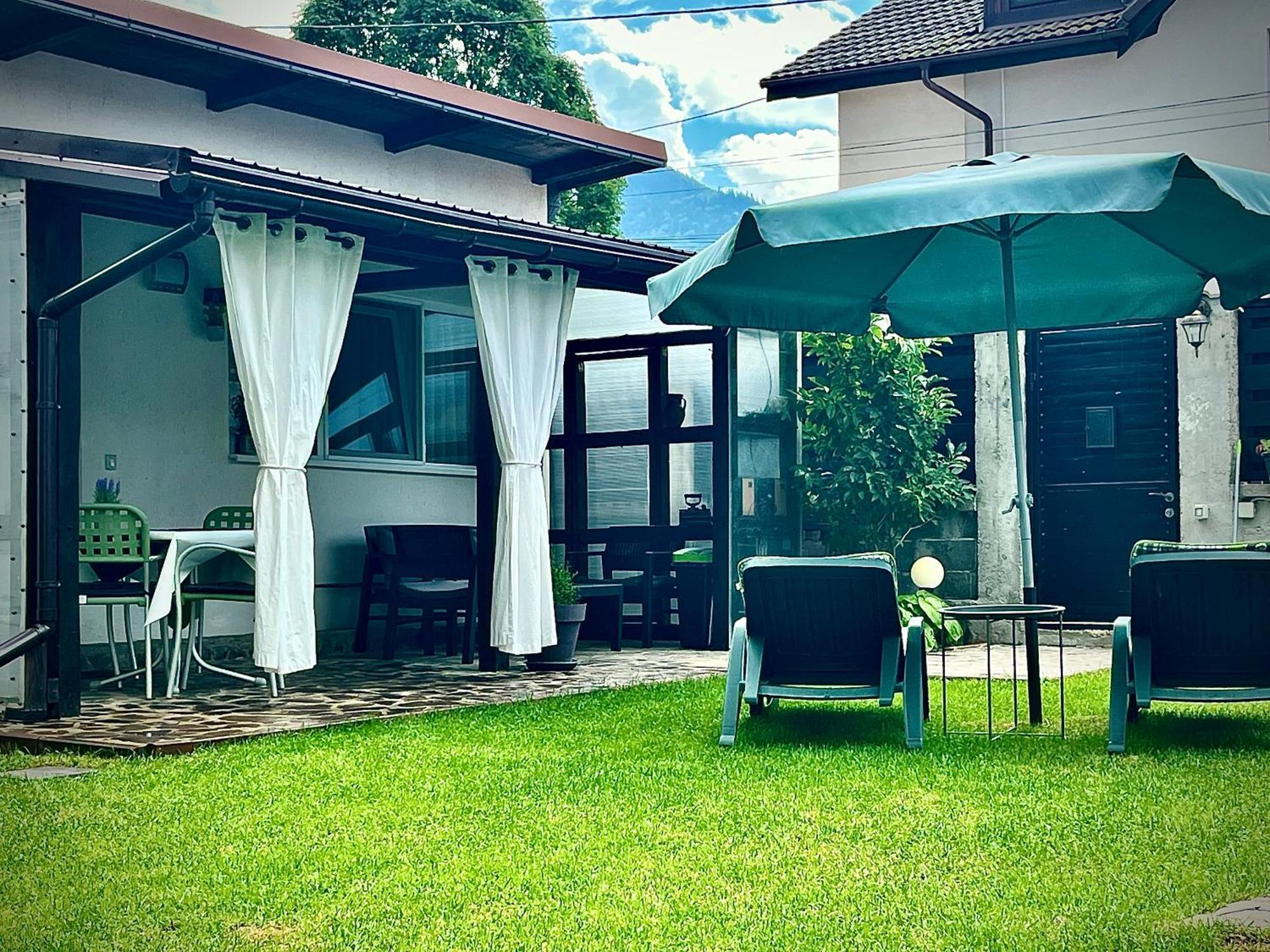 Charmante Petite Maison Transylvanie Villa Sacele Exterior photo